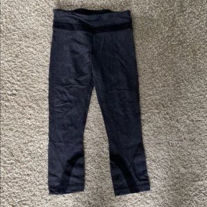 Gray cropped lululemon leggings